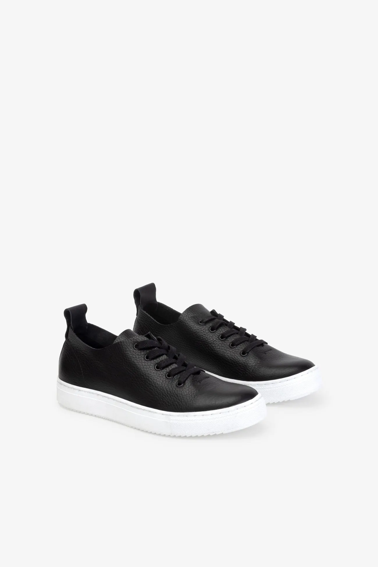 Kit Low Top Leather Sneakers