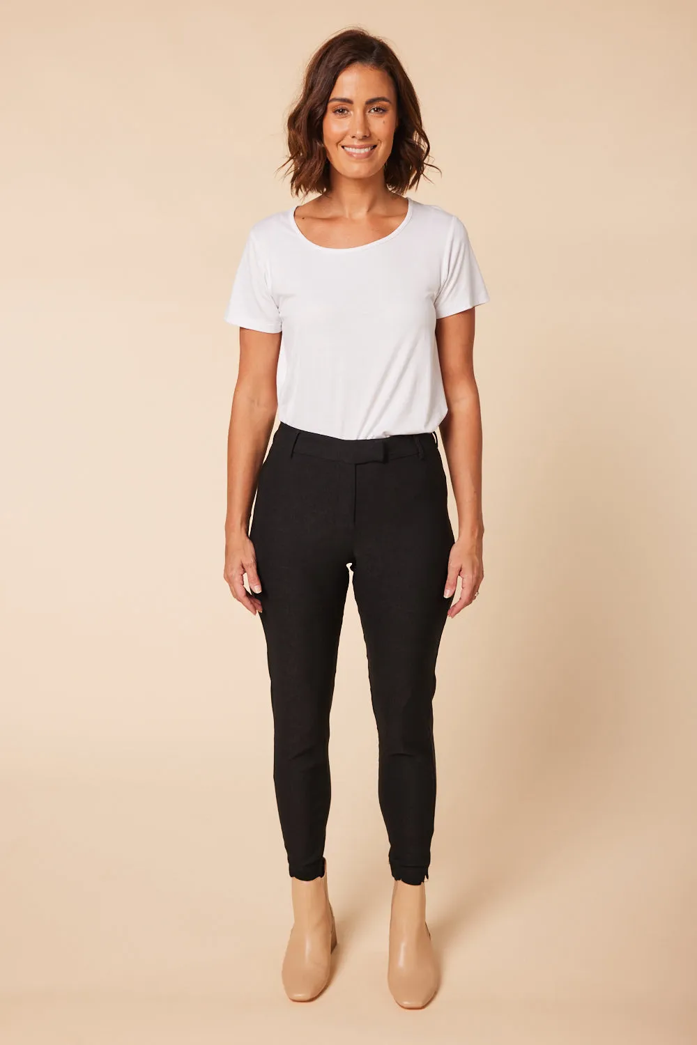 Ponte Pant in Black